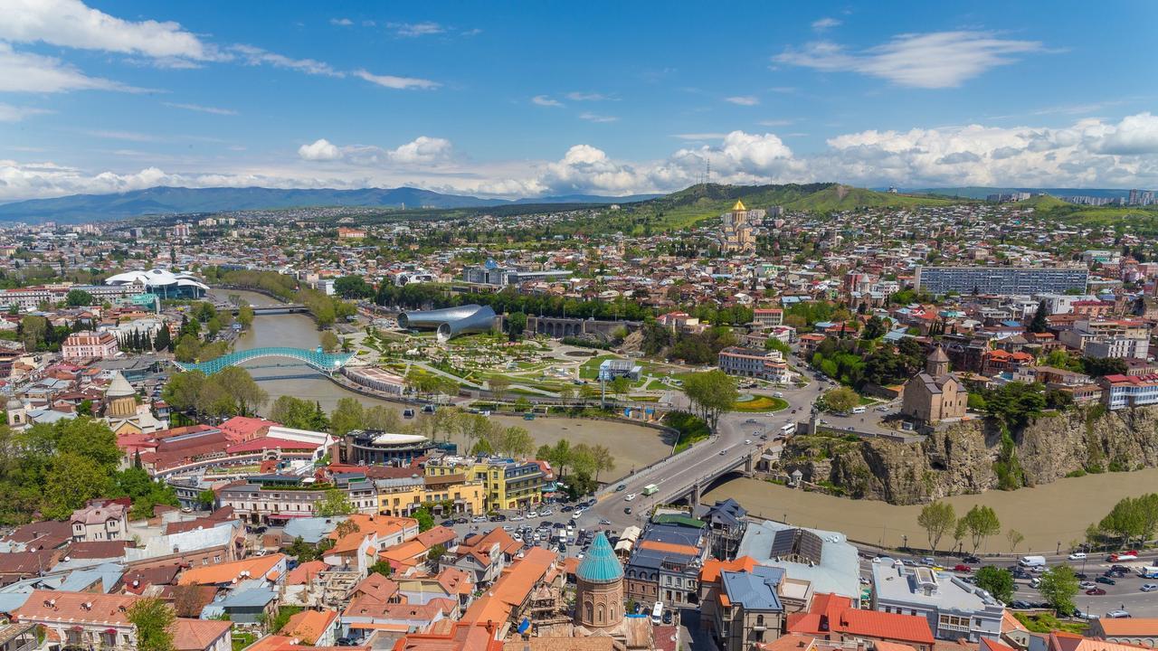 Hotel Caucasus Tbilisi Bagian luar foto