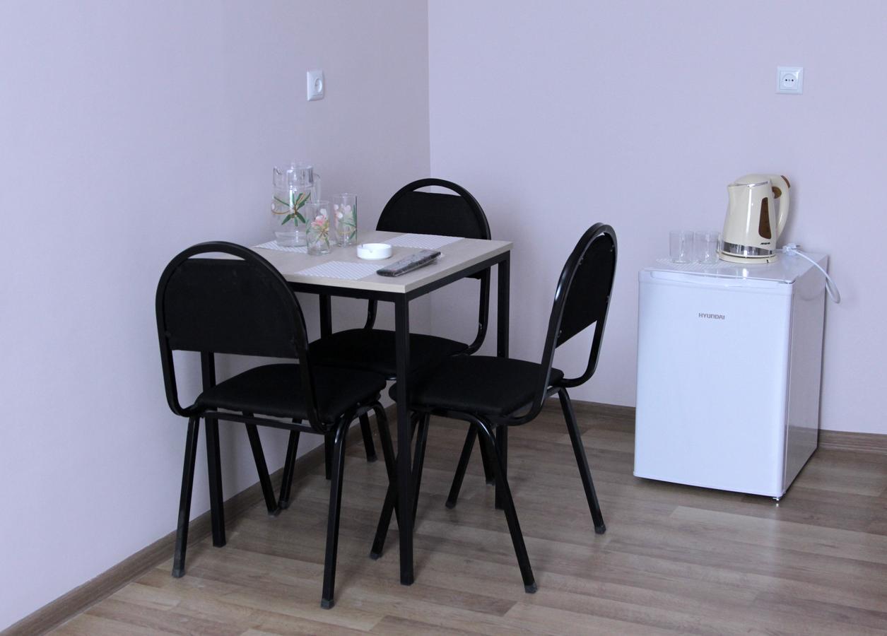 Hotel Caucasus Tbilisi Bagian luar foto