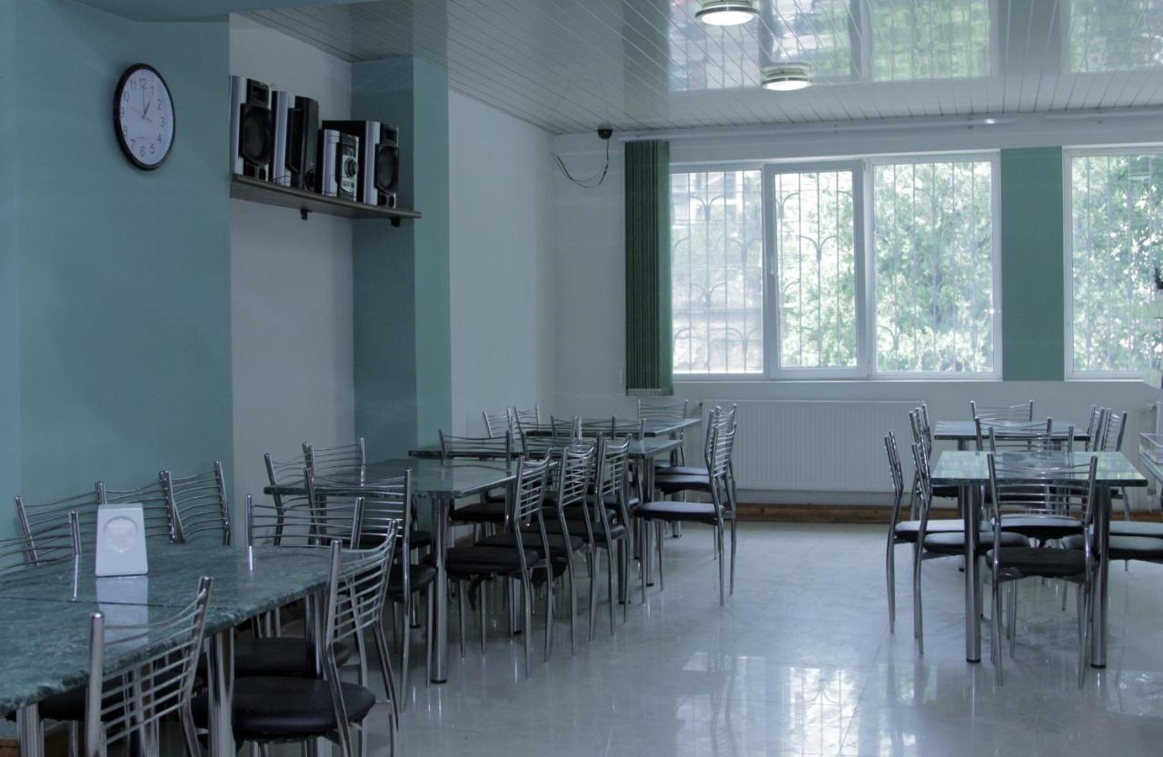 Hotel Caucasus Tbilisi Bagian luar foto