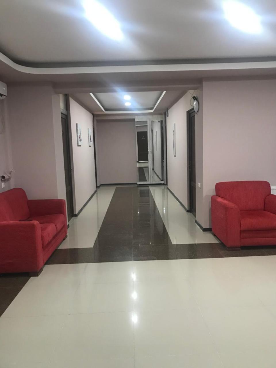 Hotel Caucasus Tbilisi Bagian luar foto
